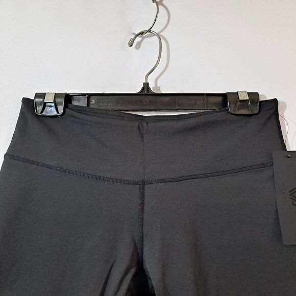 Style in Motion Workout Shorts NWT - Picture 2 of 10